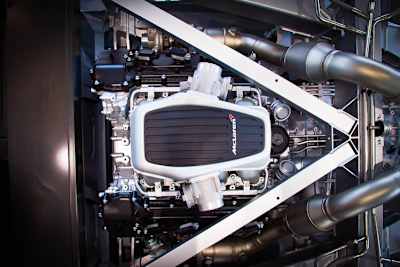 Ein McLaren-Motor im Sportwagen