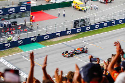 Durchschnittlich 526.000 Zuschauer sahen sich bei ORF die Live-Übertragung von Max Verstappens Barcelona-Sieg an