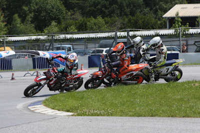 Nur eine Momentaufnahme: Bauer vor Höllbacher und Buschberger