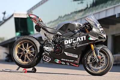 Das Bike von Ducati New York