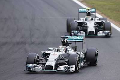 Lewis Hamilton vor Nico Rosberg: Platz machen? Nein, danke