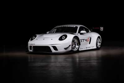 Kellymoss GT4R