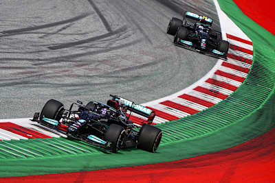 Mercedes ist in Schwierigkeiten