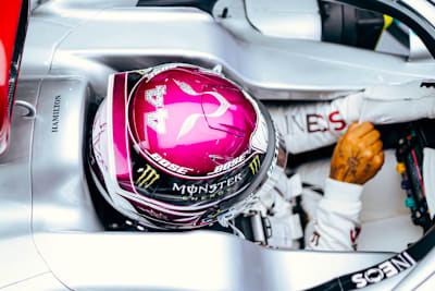 Lewis Hamilton im neuen Silberpfeil