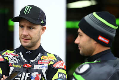 2019 waren sie Teamkollegen bei Kawasaki: Johnny Rea (li.) und Leon Haslam