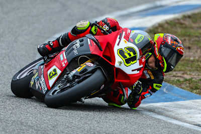 Lukas Tulovic fühlt sich auf der Ducati wohl