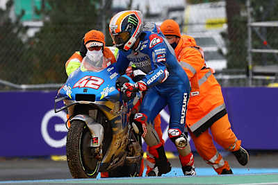 Alex Rins weiß nicht, warum er stürzte