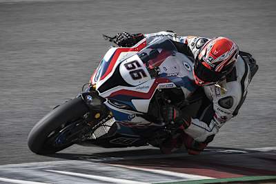 BMW-Werksfahrer Tom Sykes