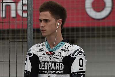 Danny Kent erlebte bereits in den ersten Minuten technische Probleme