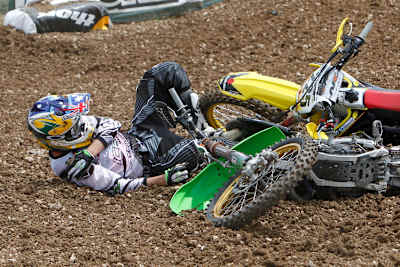 Dean Ferris am Boden