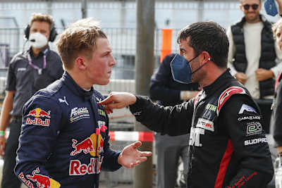 Mike Rockenfeller und Liam Lawson