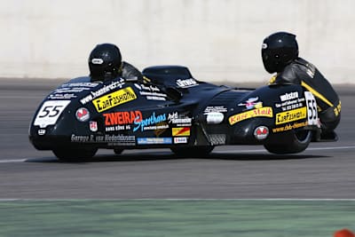 Schlosser/Hänni: nur in der IDM ein Paar