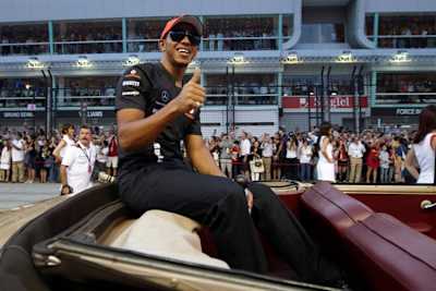 Hamilton ist vorerst noch McLaren-Fahrer