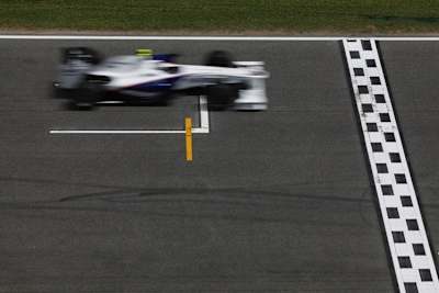 BMW-Sauber: Dank NGK schneller Richtung Ziel.