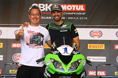 Teamchef Manuel Puccetti (li.) mit Kenan Sofuoglu