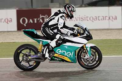 Simon Crafar auf der Energica in Katar auf der Demo-Runde: Es ist noch viel zu tun