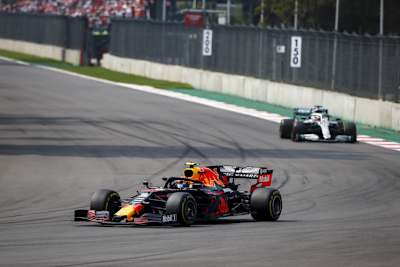 Lewis Hamilton hatte einen guten Blick auf Alex Albon