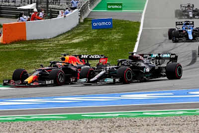 Verstappen gegen Hamilton