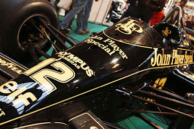 Streit um Ruhm von Lotus hält an