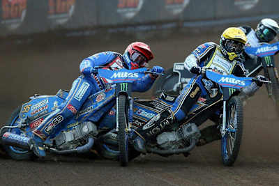 Jason Doyle (re.) gegen Bartosz Zmarzlik