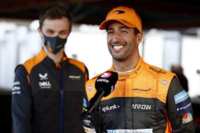 Daniel Ricciardo kann wieder lachen