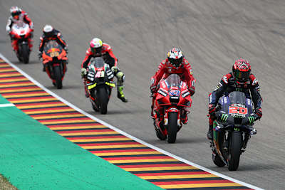 Quartararo vor Miller, Aleix Espargaro, Binder und Zarco