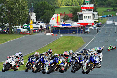 Das 600er-Starterfeld am Buchhübel in Schleiz