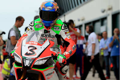 Max Biaggi fährt wie in seinen Weltmeister-Tagen