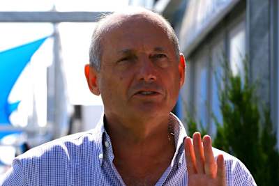 Ron Dennis hat kein Verständnis für die finanziellen Nöte der kleinen Teams