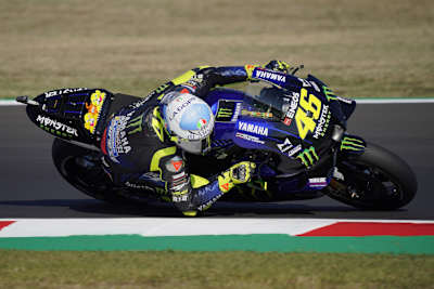 Valentino Rossi mit neuem Design am Helm