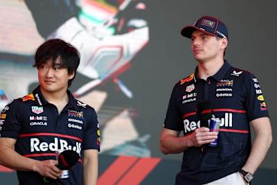 Yuki Tsunoda und Max Verstappen