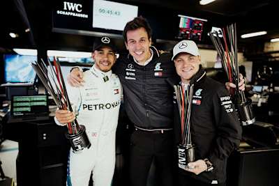 Lewis Hamilton, Toto Wolff und Valtteri Bottas