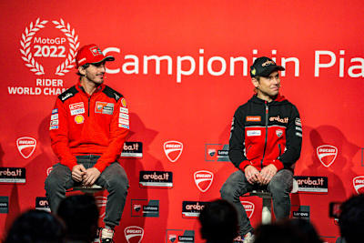 Zwei Weltmeister 2022: Pecco Bagnaia und Álvaro Bautista