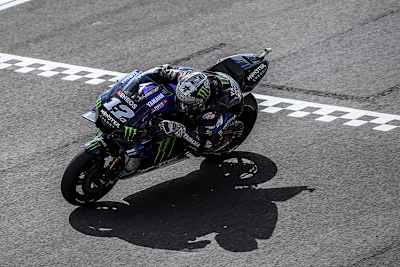 Maverick Viñales mit der Nummer 12