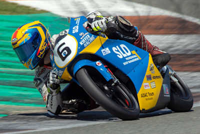 Dirk Geiger auf einer Honda NSF 250 R