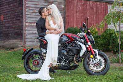 Patrick Jacobsen hat seine Freundin Danielle Little geheiratet