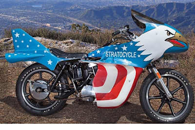 Mindestgebot 100.00 $: Stratocycle aus dem Film Viva Knievel!
