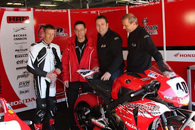 Chris Burns und sein Team Holzhauer Racing Promotion. 