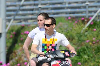 Pesek mit Ski-Weltmeisterin Sarka Zahrobska