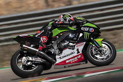 Jonathan Rea auf der neuen Kawasaki ZX-10RR