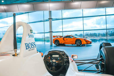 Im Rennwagenwerk von McLaren