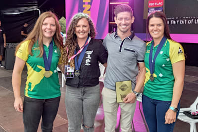 Tayla Jones, Jemma Wilson, Casey Stoner and Jessica Gardiner (von links)