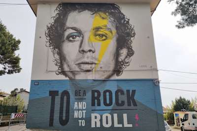 Valentino Rossi wurde an einer Hauswand verewigt
