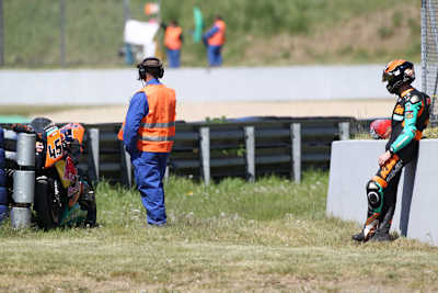 Kaputte KTM und frustrierter Bauer