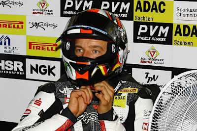 Max Neukirchner hat sich die rechte Hand gebrochen