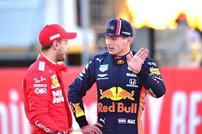 Max Verstappen mit Sebastian Vettel in den USA
