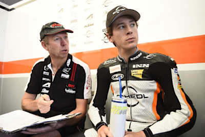 Schedl-Crewchief Stefan Kirsch mit Philipp Öttl