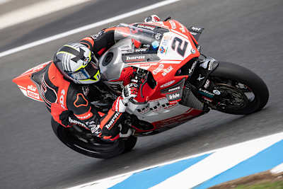 Leon Camier beim Phillip-Island-Test 