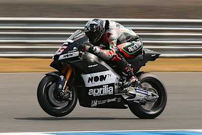 Scott Redding auf der Werks-Aprilia