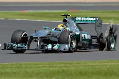 Hamilton in Silverstone: Solche Bilder will Pirelli nicht mehr sehen